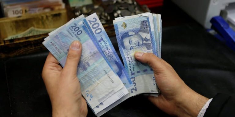 الدار البيضاء .. ظاهرة العمل بدون أجر تستفحل وسط صمت مقلق واستغلال بشع للعمال