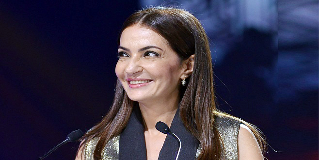 بعد 30 سنة من التألق .. حنان الفاضلي تلتقي جمهورها في الدار البيضاء